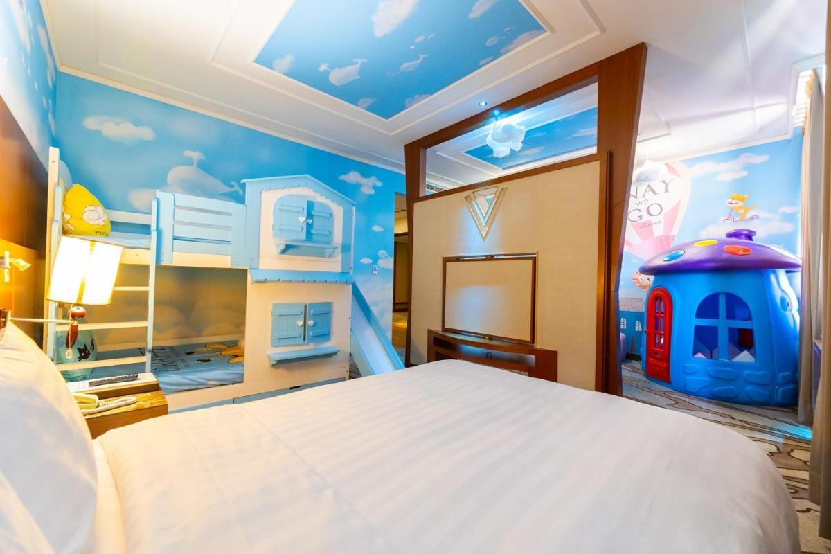โกลเดน ทิวลิป - เอสเททิกส์ Hotel Zhunan ภายนอก รูปภาพ